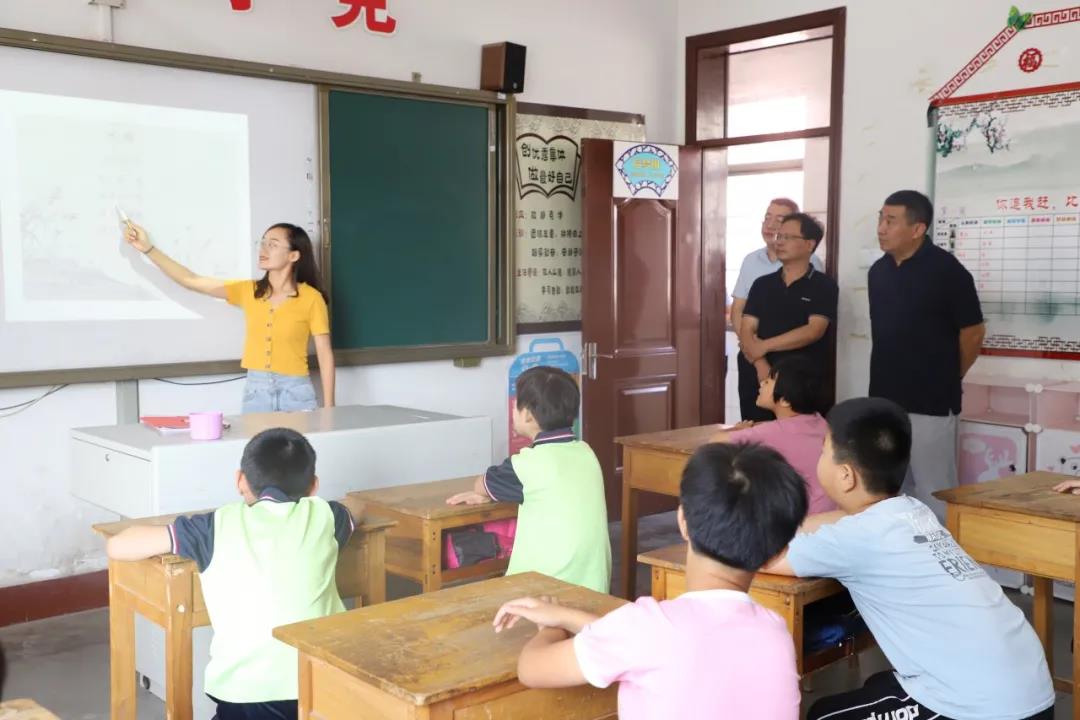 感恩有你 致敬老師—長(zhǎng)田實(shí)業(yè)慰問特教老師