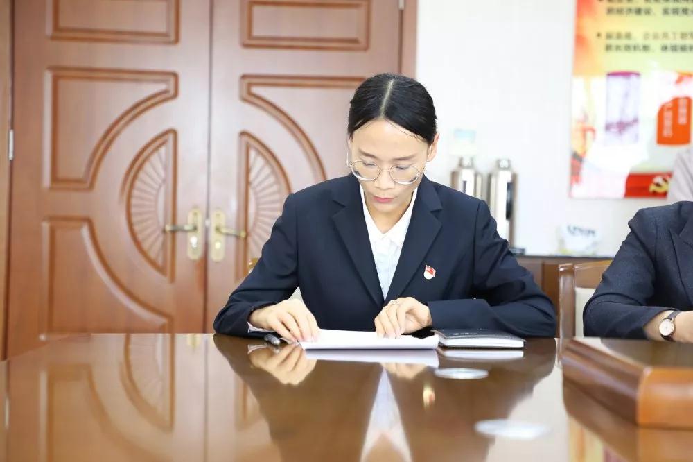 注入新鮮血液 筑牢戰(zhàn)斗堡壘 —長田實業(yè)黨支部召開納新大會 接收3名預(yù)備黨員