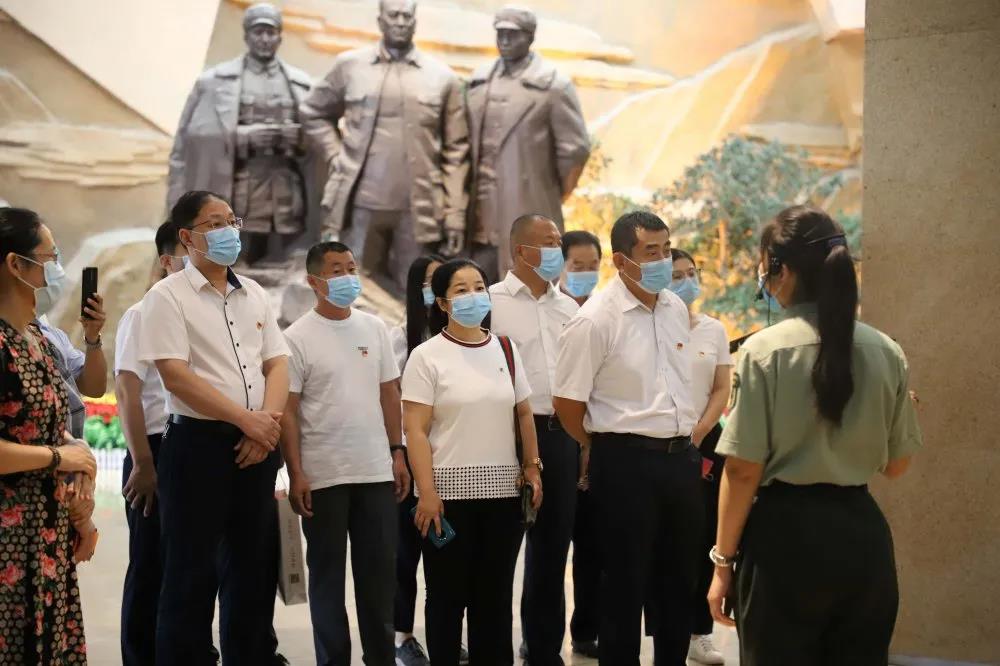 錘煉黨性踐初心 獻(xiàn)禮建黨99周年 —長(zhǎng)田實(shí)業(yè)黨支部開展系列慶?；顒?dòng)