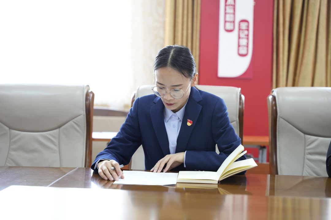 1681290749908407.jpg 李鳳.jpg